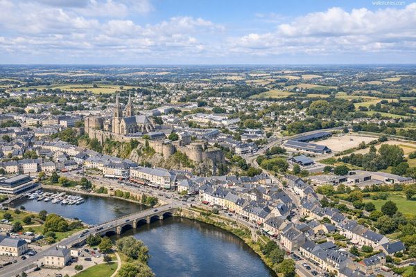 Le Pays saint-lois, avec vue sur une ville inspirée de Saint-Lô